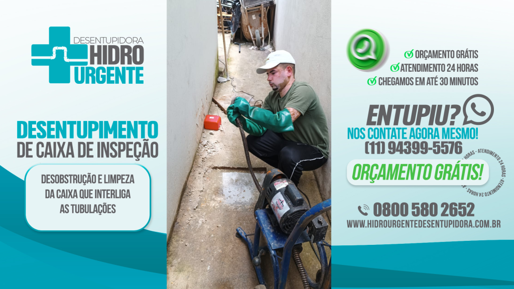 Caixa de gordura residencial sendo aberta para inspeção — Desentupidora Hidro Urgente SP